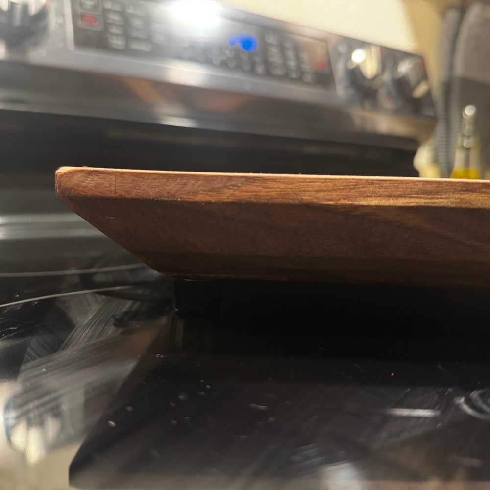 Walnut End-grain Cutting Board - Picture 5 of 6